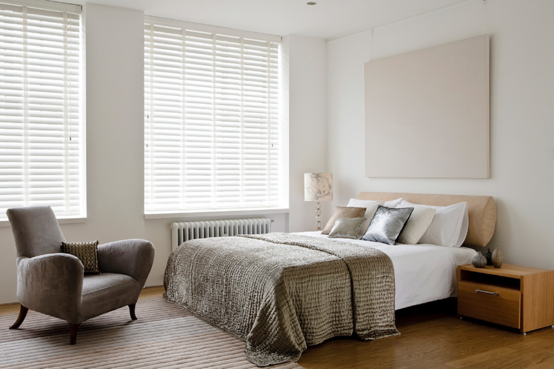 wooden venetian blinds painted pearl white with cotton tapes